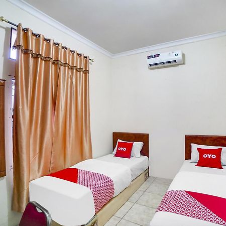 מדאן Oyo 91199 Felicia Homestay מראה חיצוני תמונה