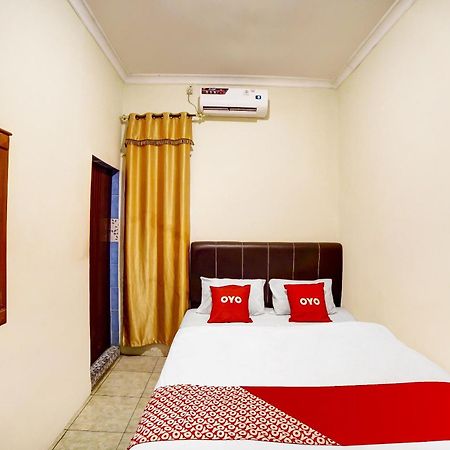 מדאן Oyo 91199 Felicia Homestay מראה חיצוני תמונה