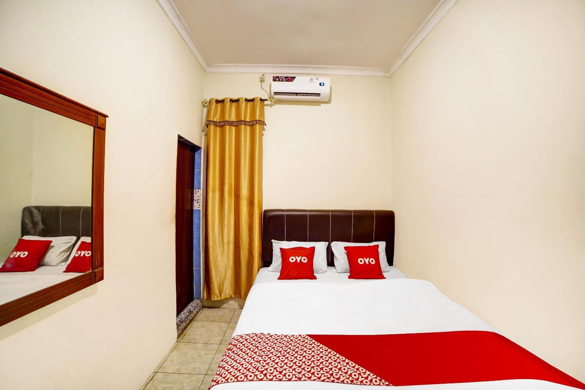 מדאן Oyo 91199 Felicia Homestay מראה חיצוני תמונה