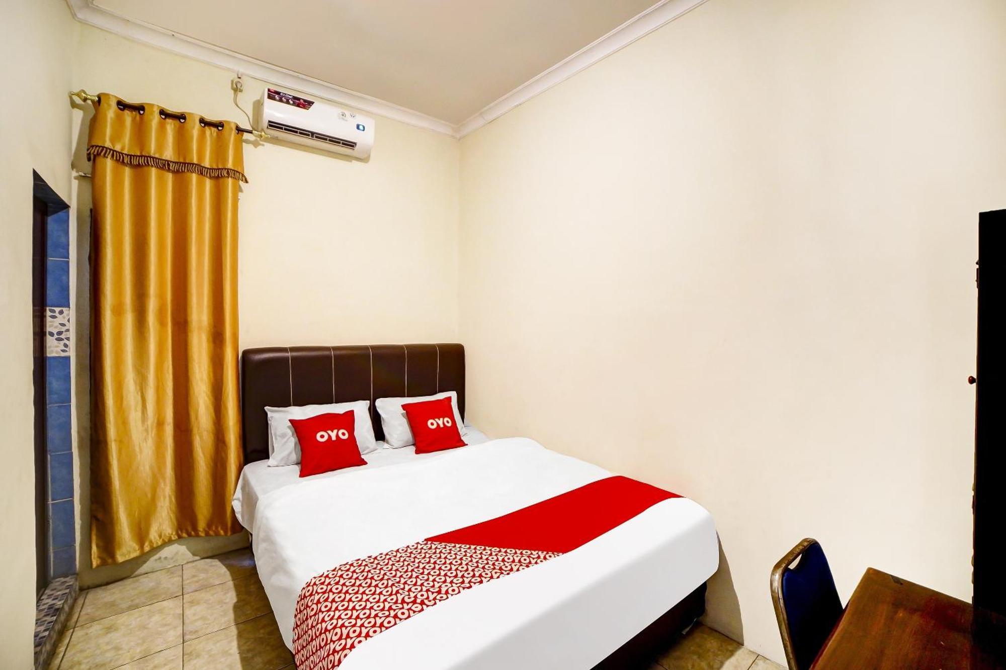 מדאן Oyo 91199 Felicia Homestay מראה חיצוני תמונה
