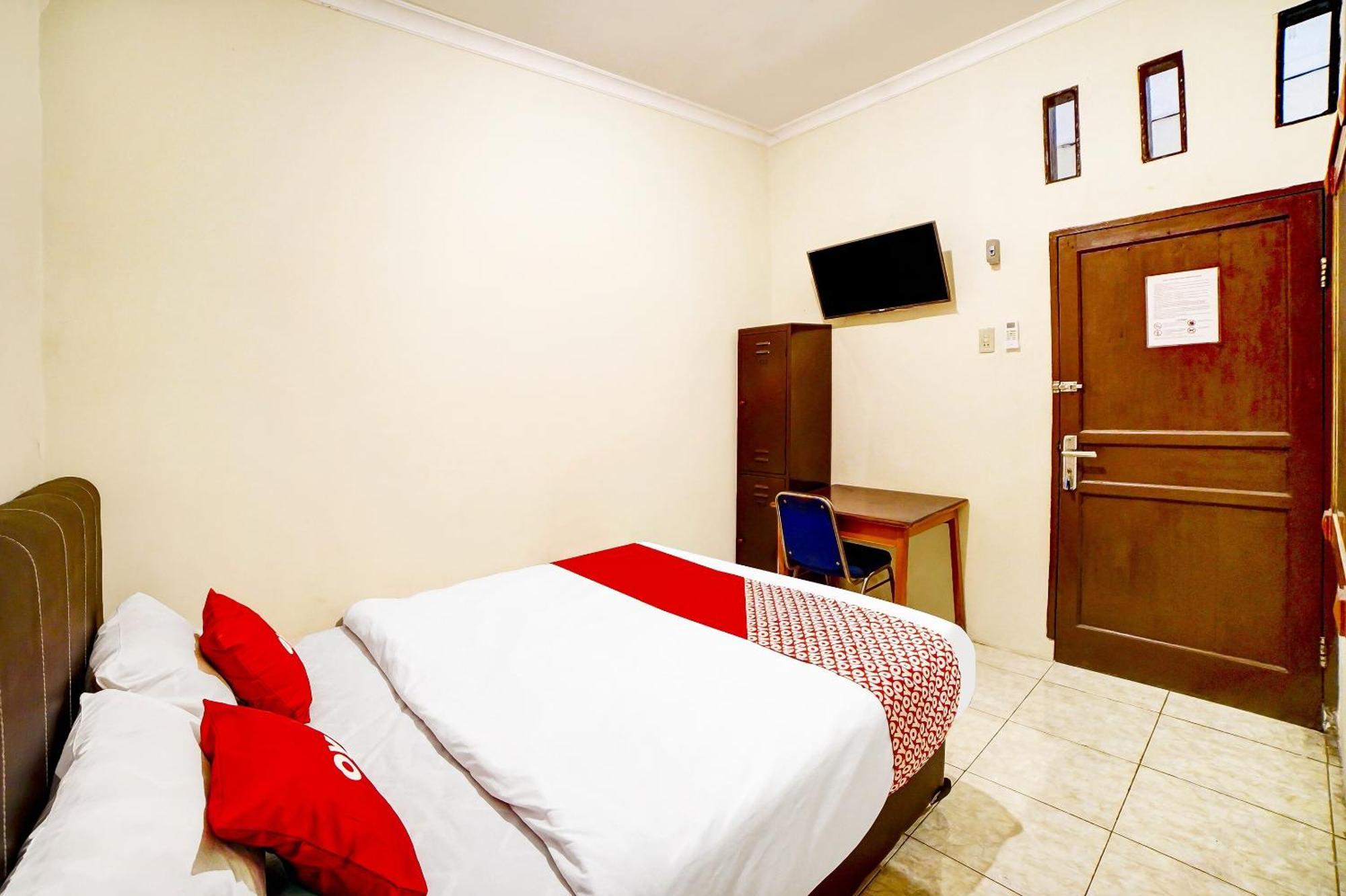 מדאן Oyo 91199 Felicia Homestay מראה חיצוני תמונה