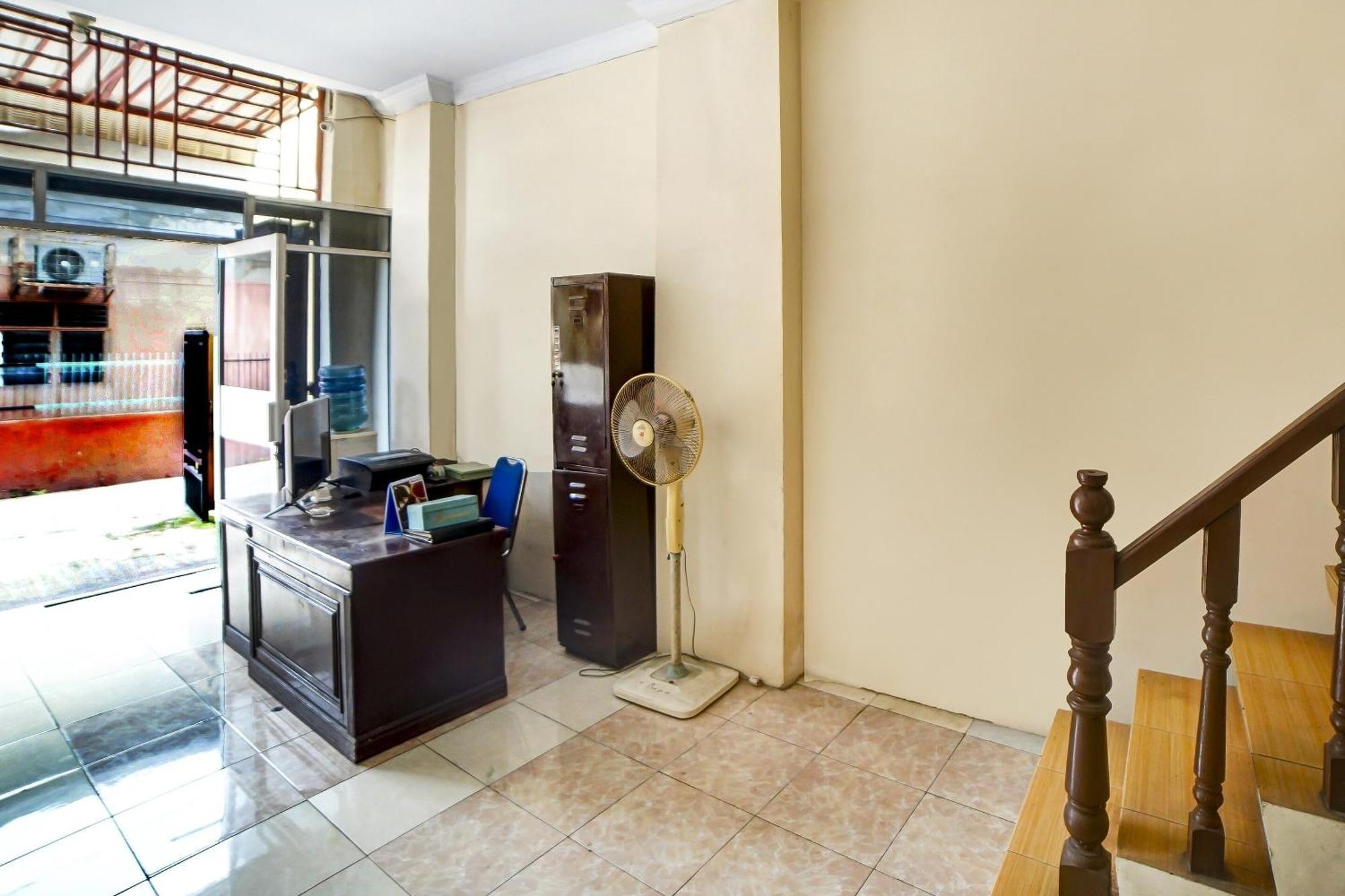 מדאן Oyo 91199 Felicia Homestay מראה חיצוני תמונה